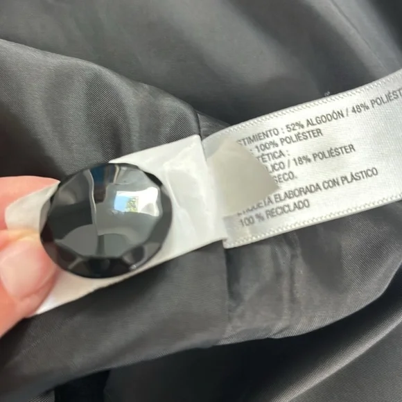 Black patterned Dress Coat By Xhilaration size small. Removable fur collar. - Picture 13 of 13